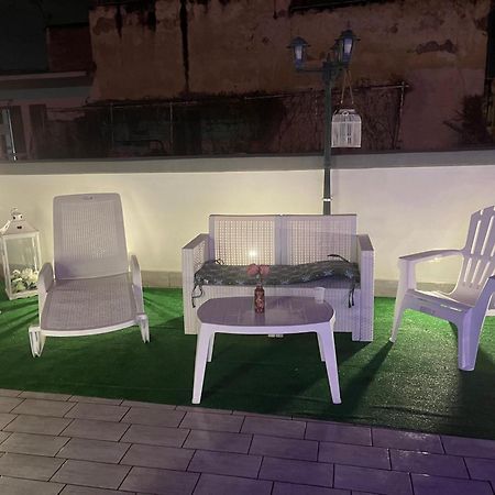 La Dukesca Chic Apartment Napoli Bagian luar foto