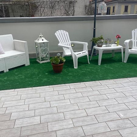 La Dukesca Chic Apartment Napoli Bagian luar foto