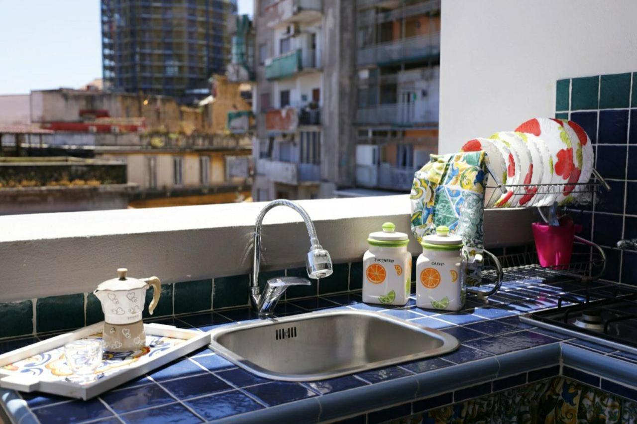 La Dukesca Chic Apartment Napoli Bagian luar foto