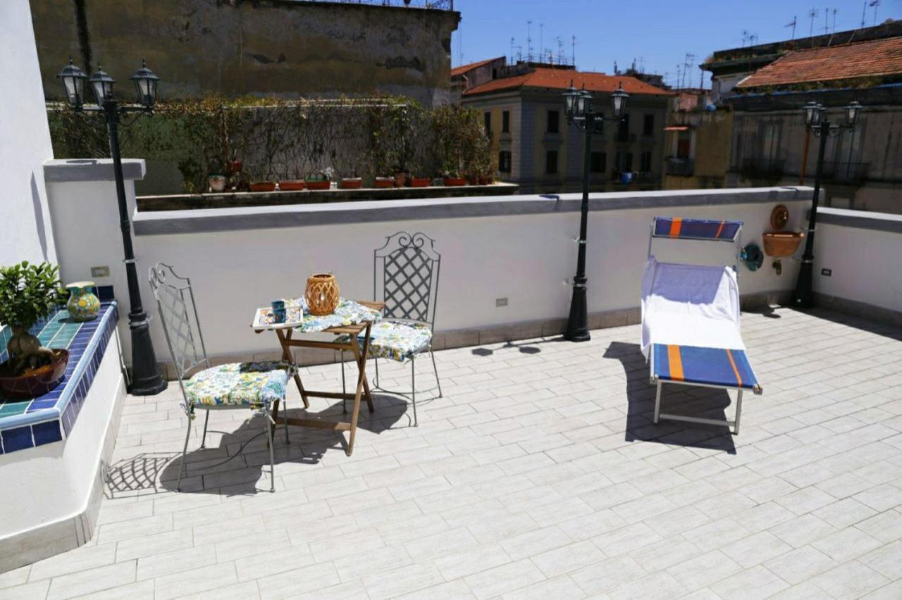 La Dukesca Chic Apartment Napoli Bagian luar foto