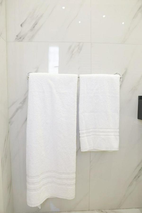 La Dukesca Chic Apartment Napoli Bagian luar foto