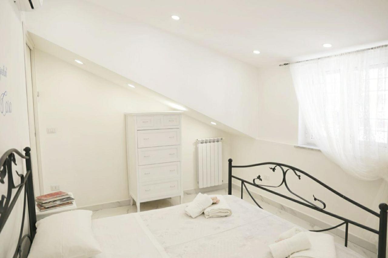 La Dukesca Chic Apartment Napoli Bagian luar foto