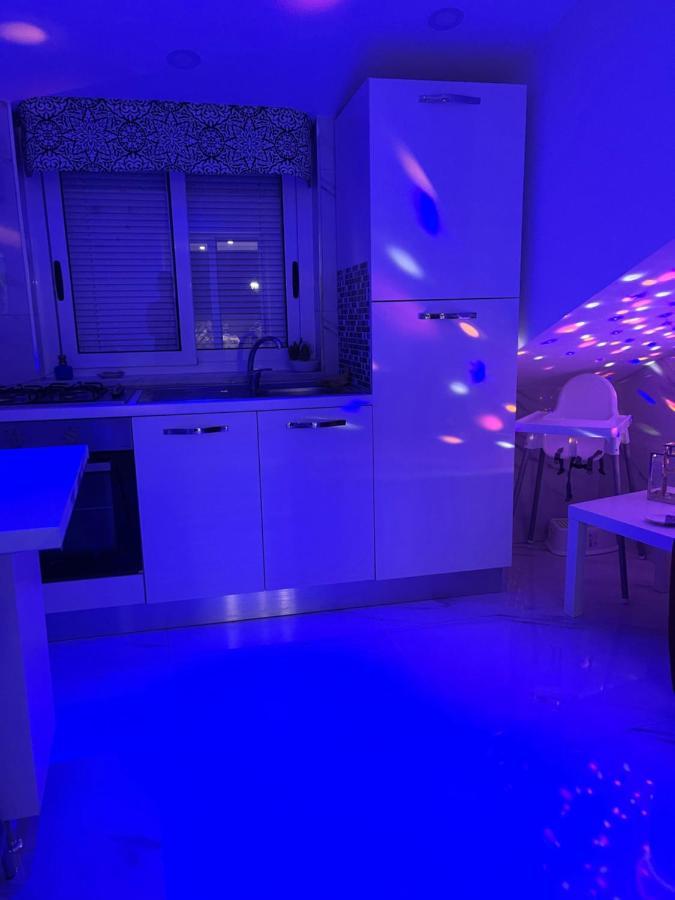 La Dukesca Chic Apartment Napoli Bagian luar foto