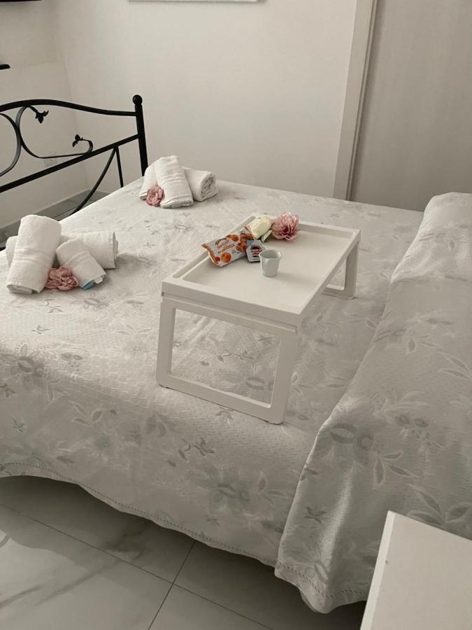 La Dukesca Chic Apartment Napoli Bagian luar foto