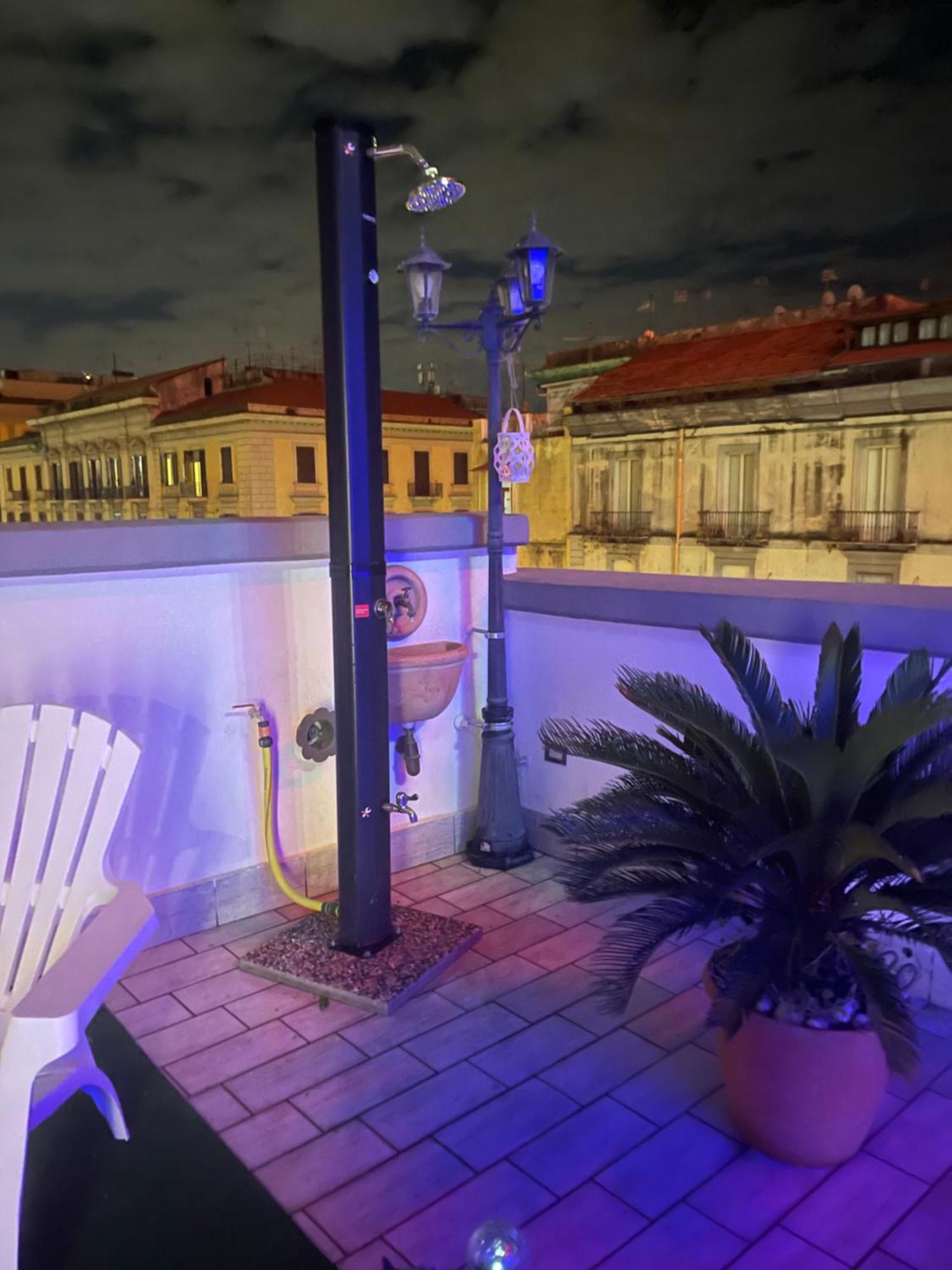 La Dukesca Chic Apartment Napoli Bagian luar foto
